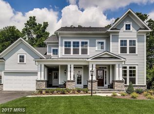2715 Willow Dr, Vienna, VA 22181