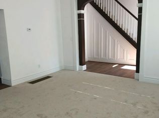 15 E E St, Belleville, IL 62220