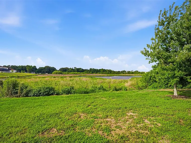 10903 Verawood Dr — Photo 40