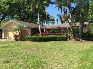 2714 Woodhaven Ct, Clearwater, FL 33761