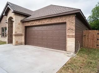 3229 Thannisch Ave, Fort Worth, TX 76105