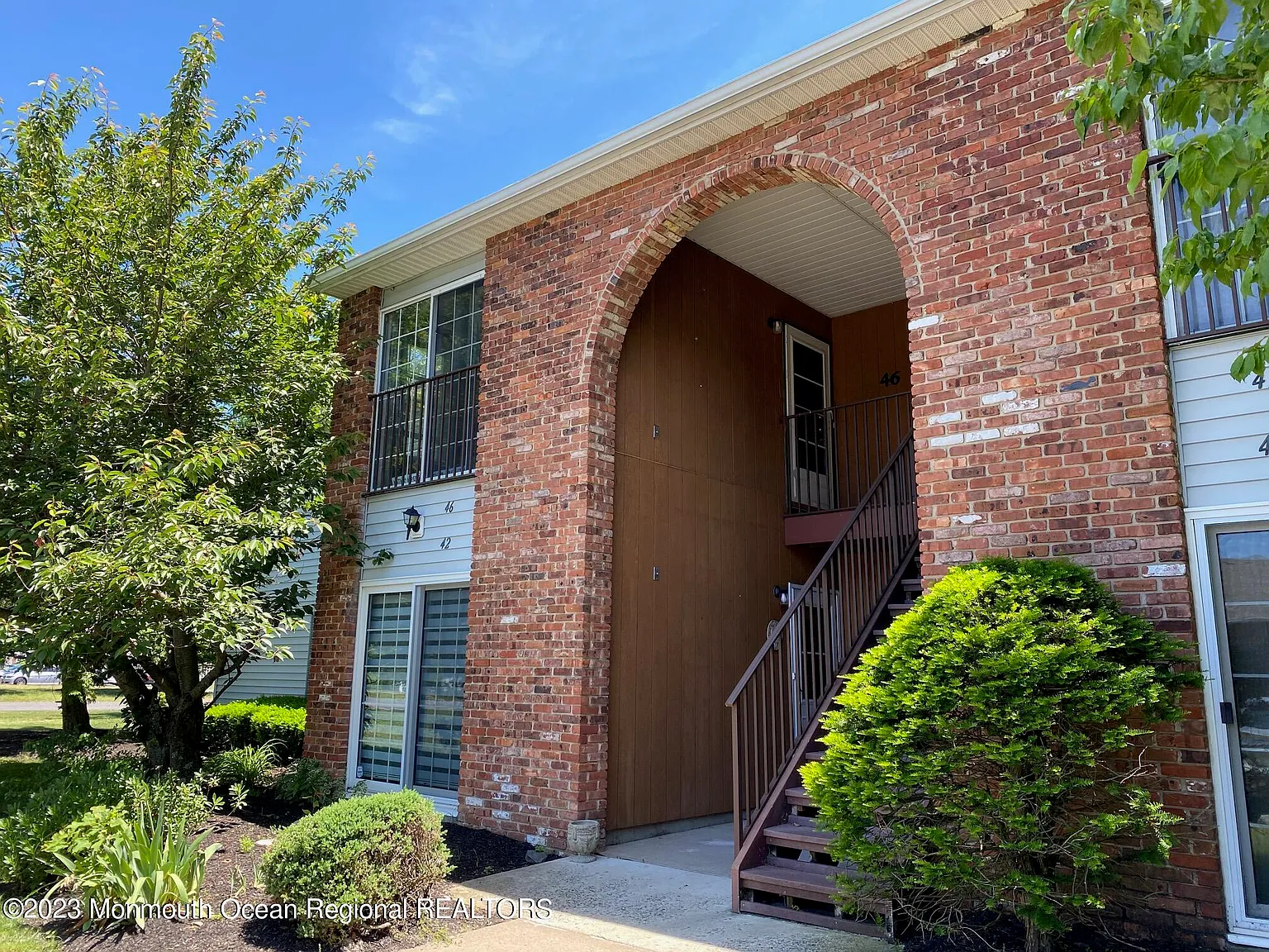 46 Frontier Way photo 1