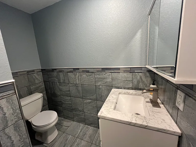 1142 N Minnesota Ave — Photo 10
