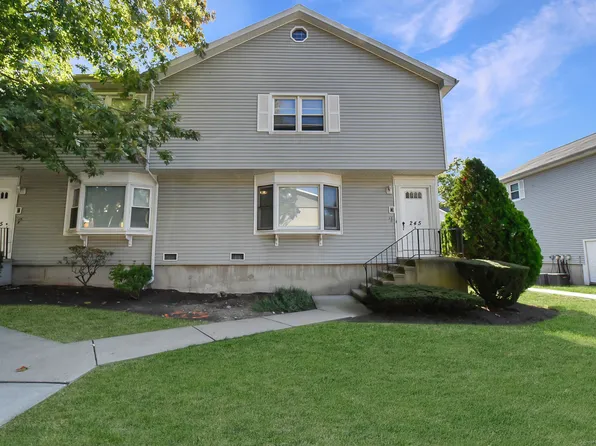 245 Glendale Avenue #D8, Bridgeport, CT 06606