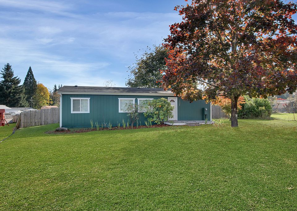 1st image of 11723 234th Avenue Ct E