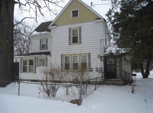 586 21st Ave, Rock Island, IL