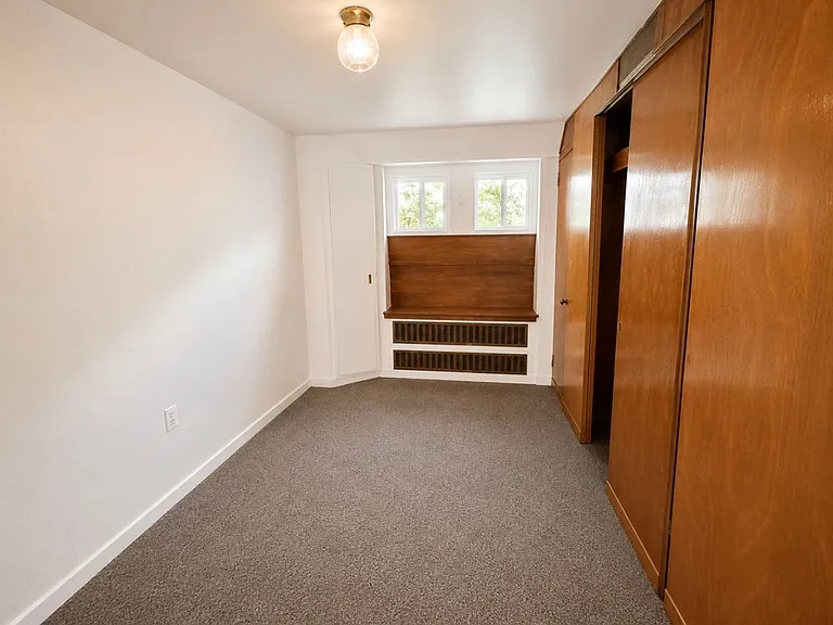 144 Sumner Ave — Photo 8