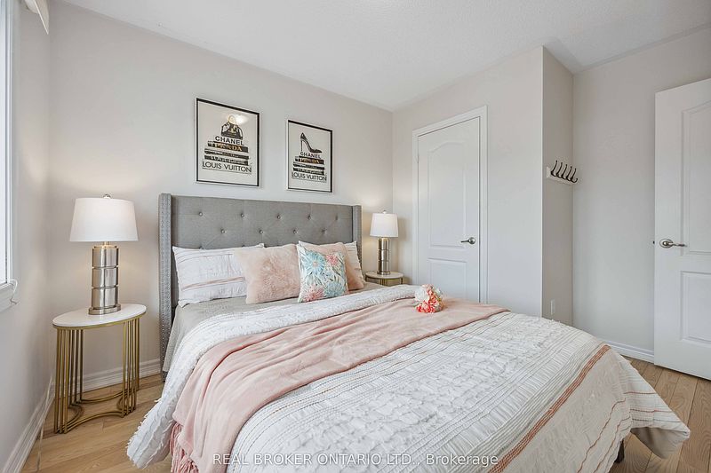 Richmond Hill Townhouse for rent - 4 Bedrooms — photo 34