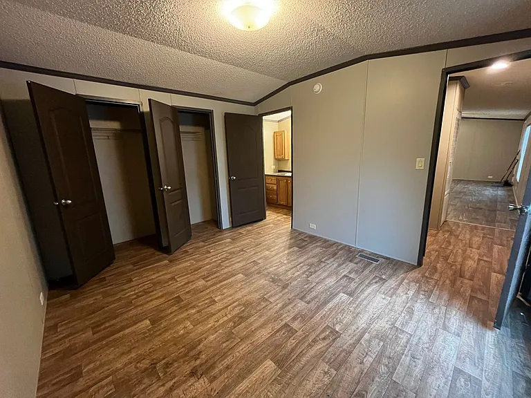 3831 SW South Park Ave — Photo 9