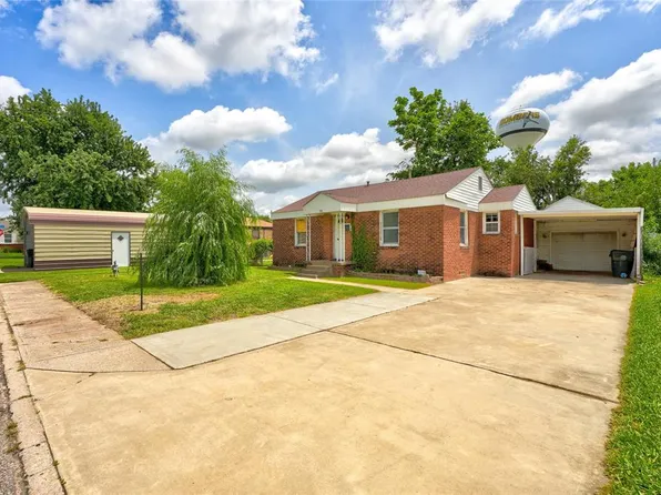 326 E Ercoupe Dr, Oklahoma City, OK 73110