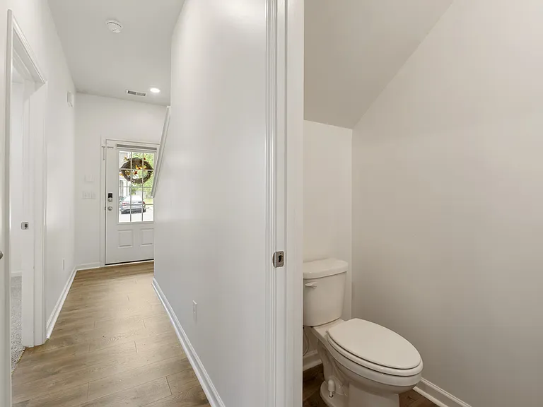 610 Clifford Hts — Photo 16