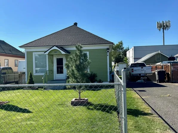 1108 S 10th Ave, Yakima, WA 98902