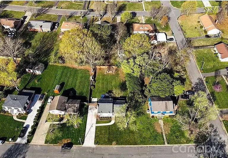 5810 Red Carriage Ln — Photo 25