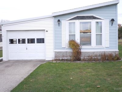 26 Harmony Ln, Buffalo, NY, 14225