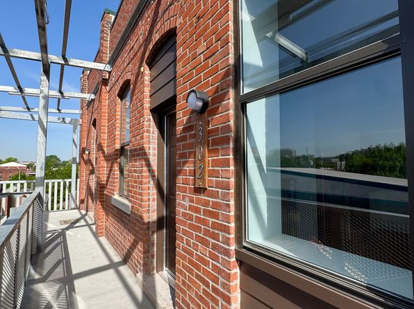 517 Gillis St #302