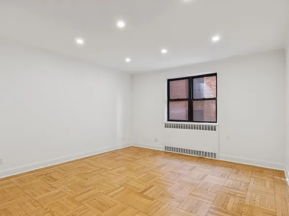 90 Park Terrace East image 6 of 9