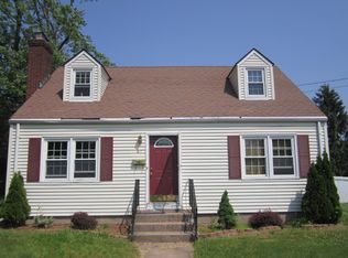 27 Oliver Rd, Manchester, CT 06042