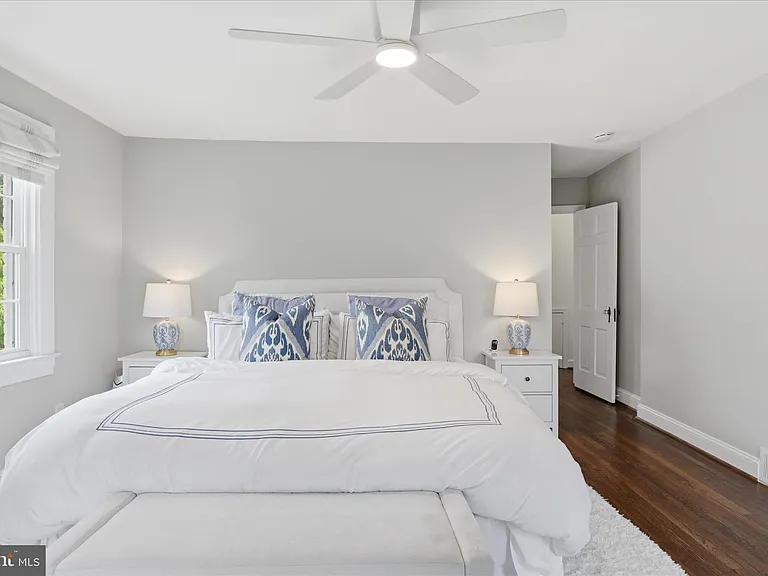 2316 N Stafford St — Photo 25