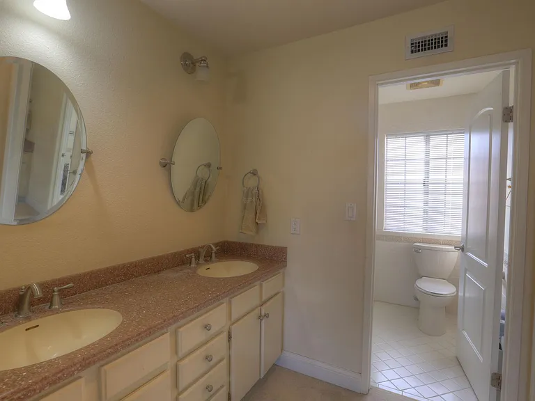 3101 Plaza Del Amo #63 — Photo 17