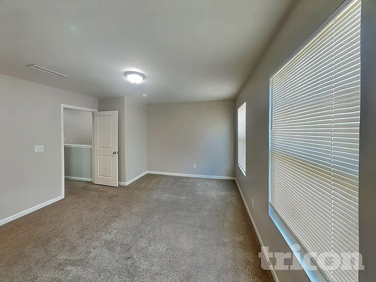 1424 Henry David Ct — Photo 13