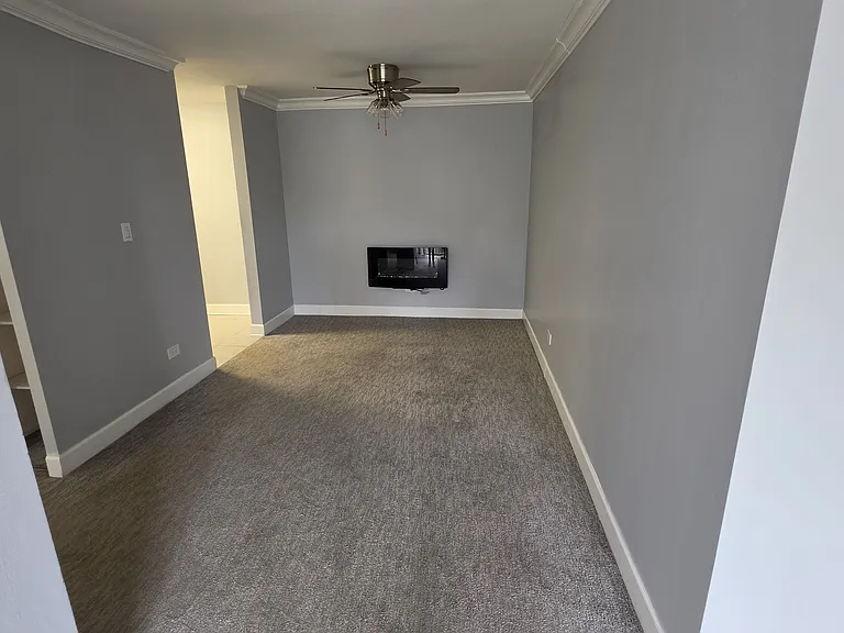 1459 N Winslowe Dr #301 — Photo 5