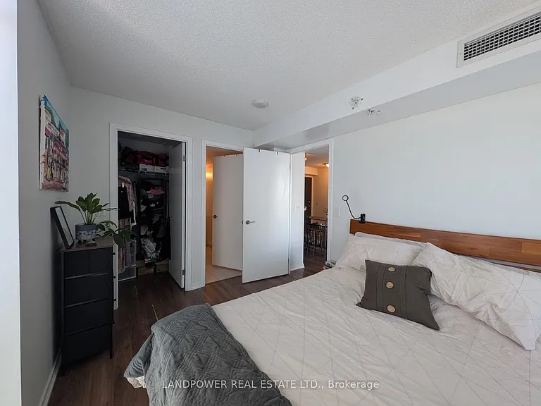 36 Lisgar St #1910E — Photo 11
