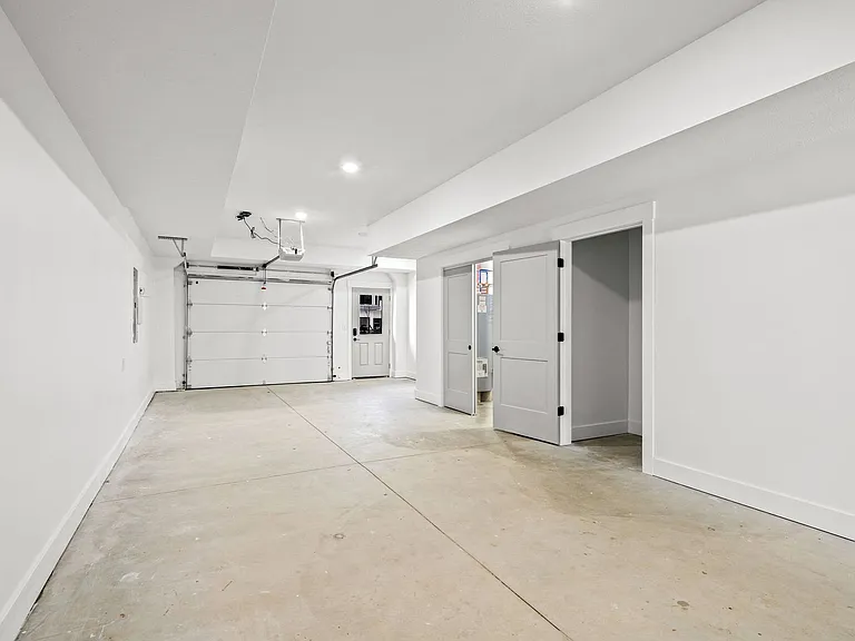 NorthWest TownHomes — Photo 40