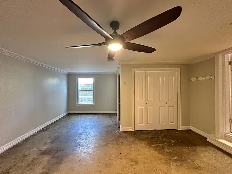 1309 Robertson Ave — Photo 23