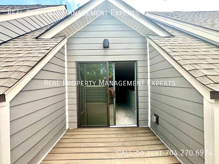 528 Billingsley Rd — Photo 16