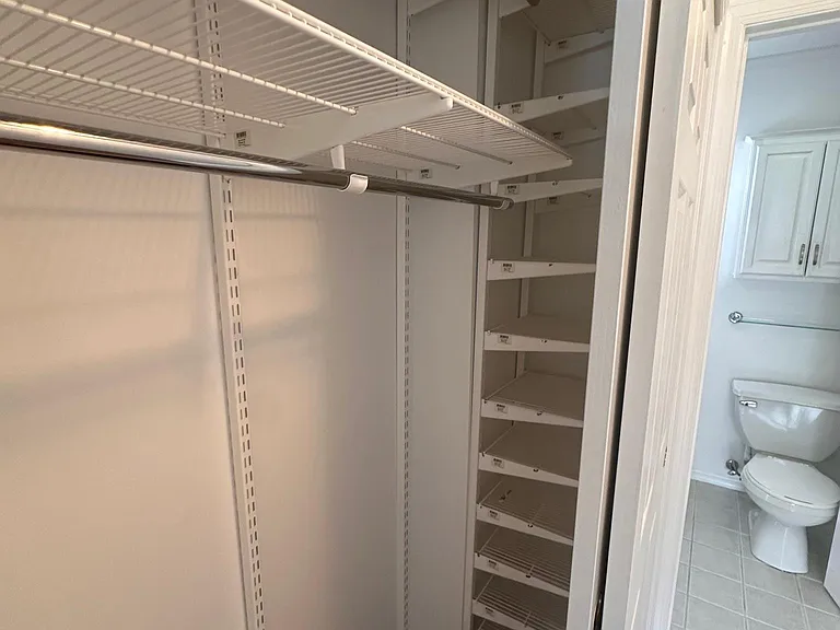551 Clubhouse Ct #9 — Photo 17
