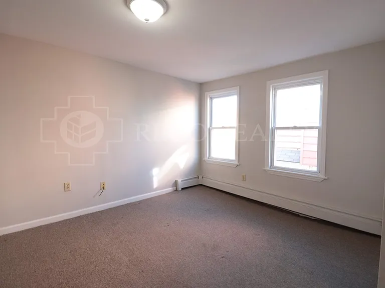 295 Franklin Ave #3 — Photo 6