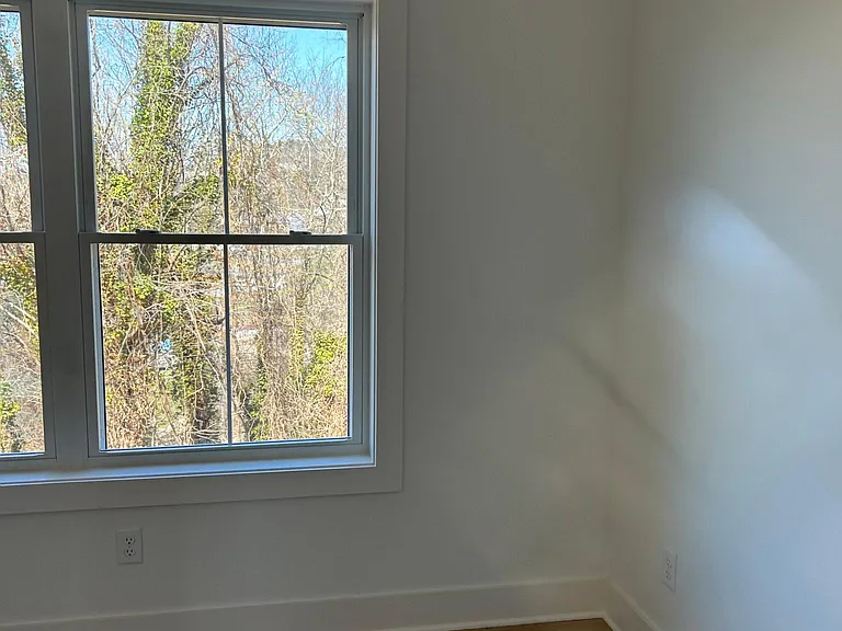 52 Chestnut Ridge Ave — Photo 7