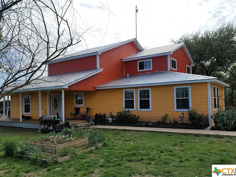 Cox Rd — Photo 1