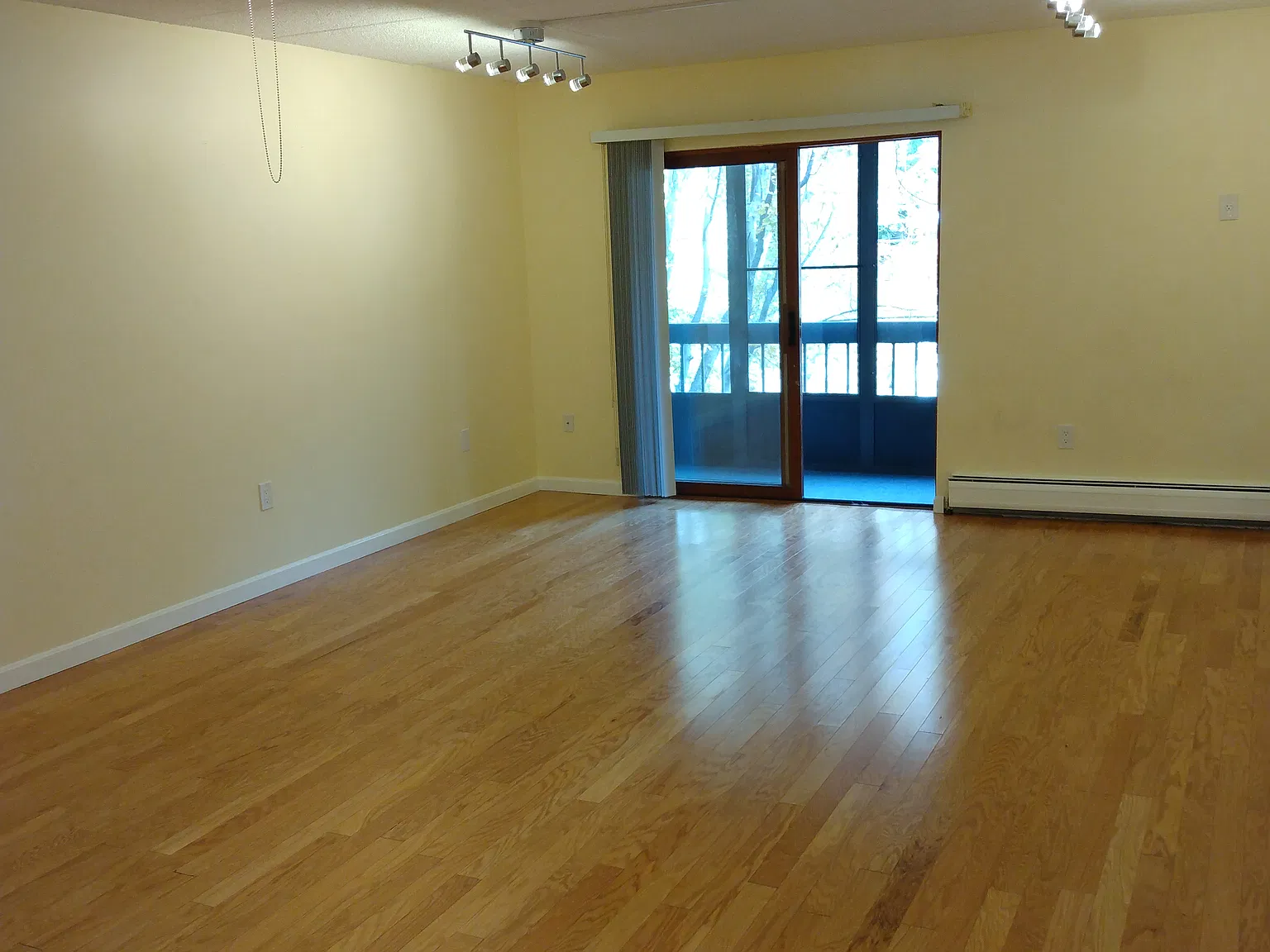 180 Green St — Photo 4