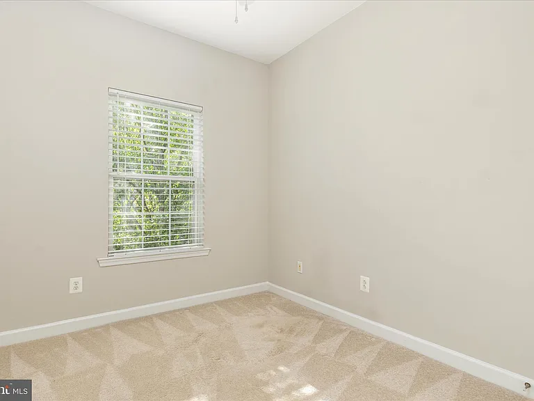 7579 Great Swan Ct — Photo 24