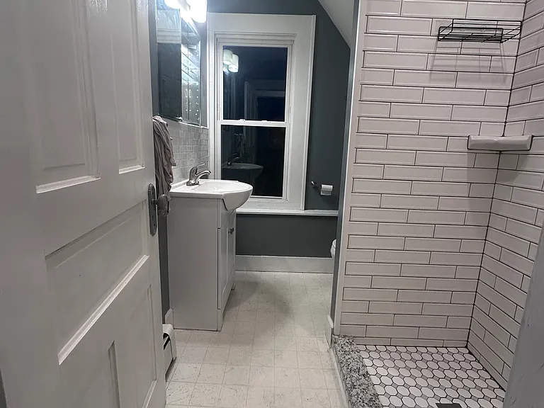 708 Mifflin Ave #3 — Photo 7