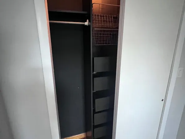 25 Vanderbilt Avenue image 3 of 10