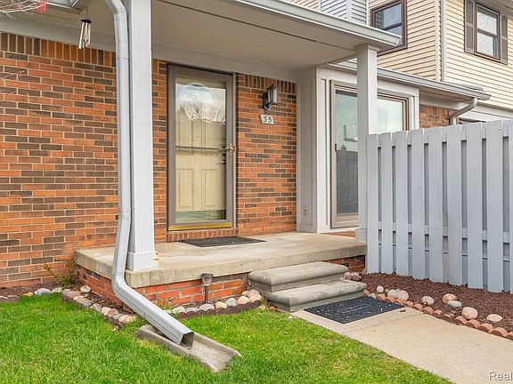 5th image of 1921 Vine Way Dr APT 35