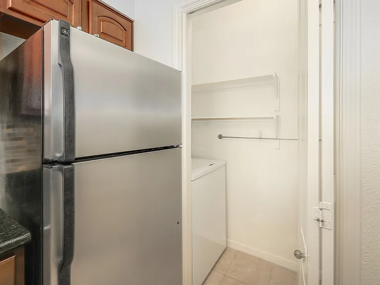 6000 Shepherd Mountain Cv #503 — Photo 16