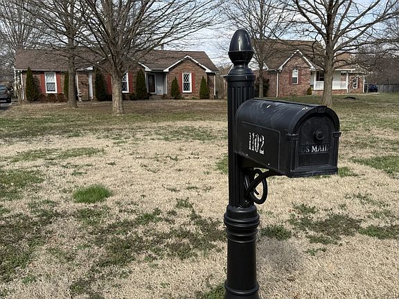 2nd image of 1102 Tinnell Rd