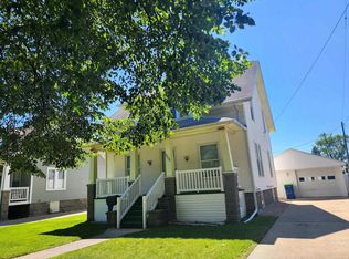 1506 11th St, Bay City, MI 48708