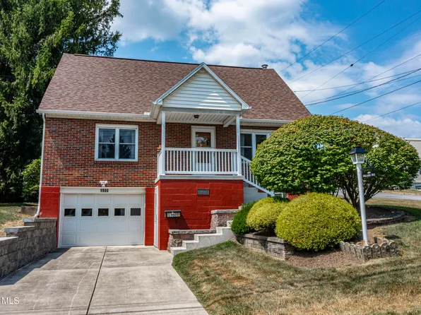 1900 Hillside Ave, Windber, PA 15963