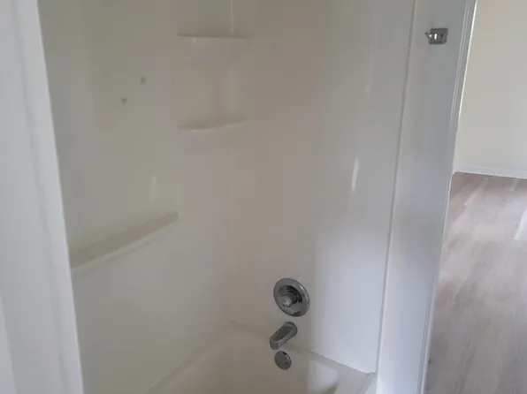 402 S Williams St, Overton, TX 75684