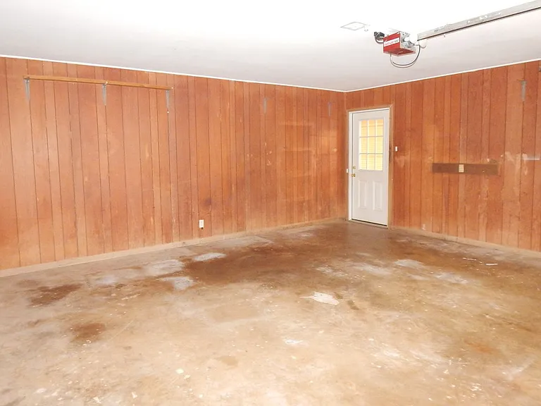 11927 State Highway 64 E — Photo 32