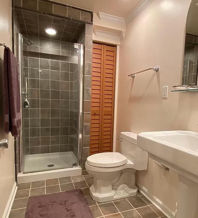1st image of 103 Stafford Mews Ln #1