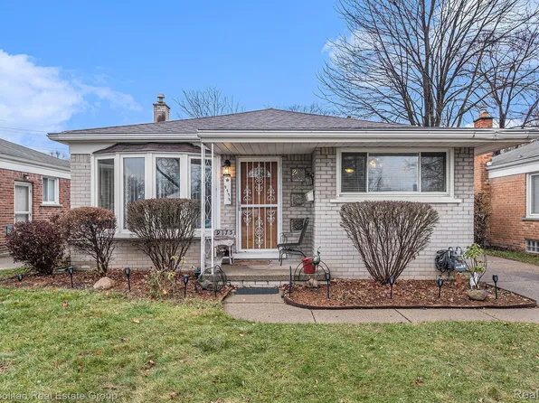 9175 Salem, Redford, MI 48239