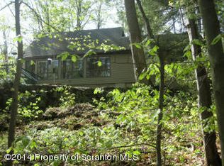 3340 Lee Dr, Madison Township, PA 18444