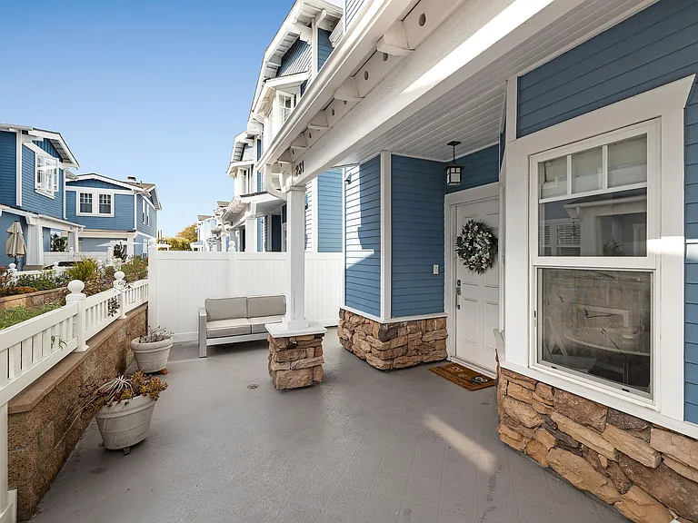 231 Aviation Pl — Photo 43