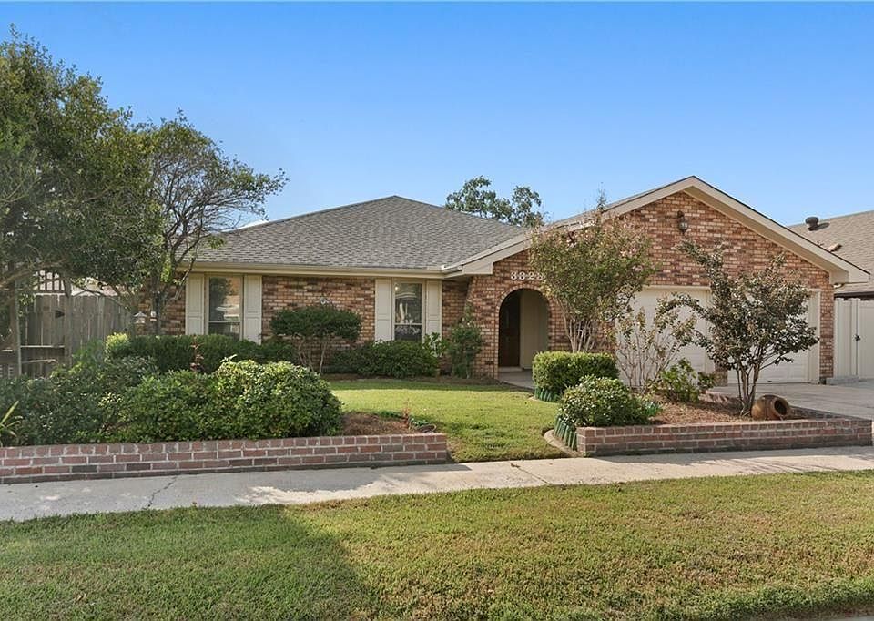 1st image of 3323 Grandwood Blvd