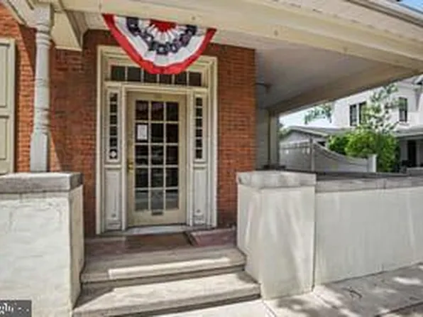 50 S Broad St, Lititz, PA 17543